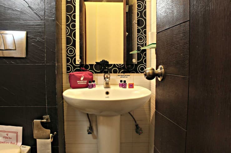 Wudstay Fatehabad Road, Agra 5